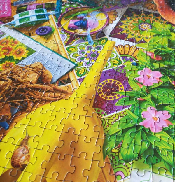 RoseArt Kodak Inside The Gardener's Shed Cork Jigsaw Puzzle